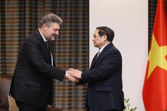 PM meets leaders of Turkish groups in Ankara
