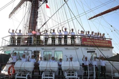 Sailing ship 286-Le Quy Don begins friendly visit to Singapore