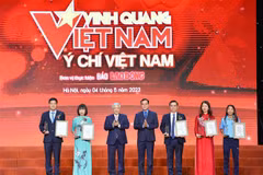 Role models in patriotic emulation honoured