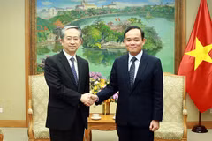 Deputy PM hosts Chinese Ambassador, discusses cooperation