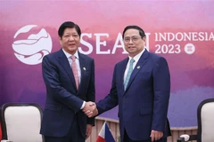 Prime Minister meets foreign, UN leaders in Indonesia 