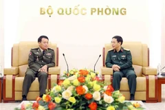 Minister commits support for ties between Vietnamese, Cambodian armies