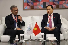 NA Vice Chairman meets with IPU President, Lao counterpart in Bahrain