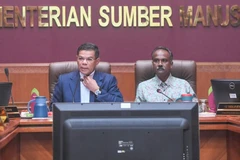 Malaysia gov’t to accelerate hiring of foreign workers in five critical sectors: minister