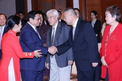 Prime Minister meets Chinese friendship scholars in Beijing