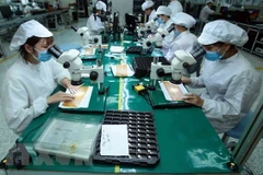 Enhancing competitiveness vital for Vietnam to climb up global value chain