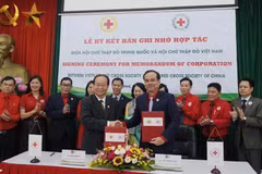 Red cross societies of Vietnam, China ink cooperation deal