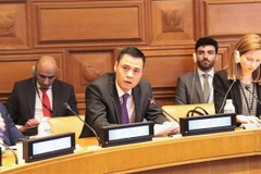 Vietnam willing to become centre for international dispute settlement: diplomat