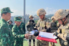 Vietnamese, Chinese border guards join hands in building border of peace, stability