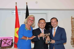 Golf tournament in Belgium raises funds for AO victims in Hoi An