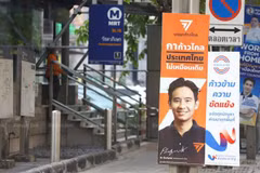 Bangkok voters back Move Forward Party candidate