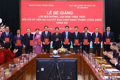 Training course for Party Central Committee’s alternate members concludes