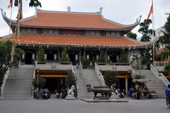 Vinh Nghiem Pagoda receives Special National Relic title