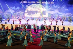 Over 10,000 visitors attend Lai Chau Culture-Tourism week