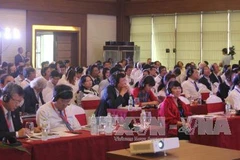 Vietnamese, French localities boost tourism cooperation