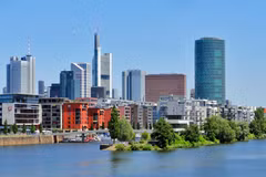 Vietnam promotes trade, investment in Germany