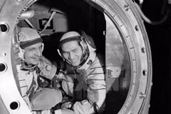 Russian Cosmonautics Day observed in Hanoi