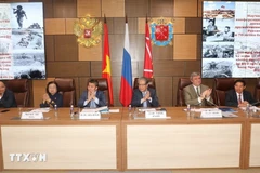 Delegates at the symposium to mark the 30th anniversary of the signing of the Treaty on Principles of Friendly Relations between Vietnam and Russia, and the 70th anniversary of Vietnam's Dien Bien Phu Victory (May 7, 1954). (Photo: VNA)