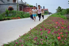 Special policies vital to back needy communes in new-style rural build