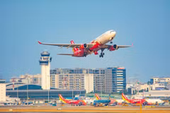 Vietjet aims for 27 million passengers, 25% dividend payout in 2024