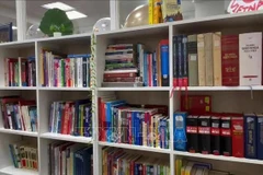 The library houses around 1,200 book titles across various fields (Photo: VNA)
