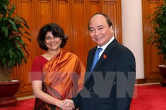 Outgoing coordinator asked to keep supporting UN-Vietnam ties