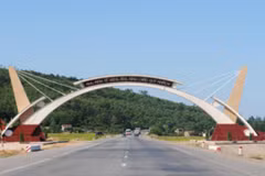Taiwan company proposes 2.5 bln USD projects in Vung Ang 