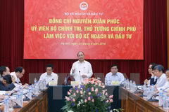 PM calls for efforts to fulfill growth target of 6.7 percent 