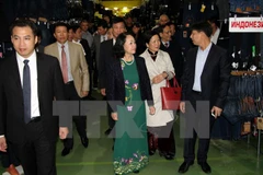 Head of Mass Mobilisation Commission meets Vietnamese in Russia 