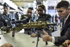 Vietnam attends Indo Defence Expo and Forum 2016