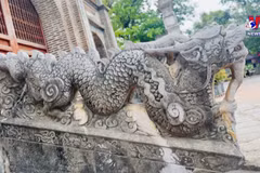 Stone dragons at An Duong Vuong Temple recognised as national treasures