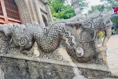 Stone dragons at An Duong Vuong Temple recognised as national treasures