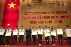 Hanoi honours over 1,100 outstanding students