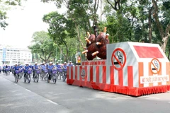Vietnam promotes anti-smoking campaign