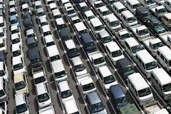 Malaysia : vehicle sales fall in first month of 2016 