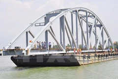 New Ghenh Bridge opens to traffic