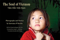 US photographer launches Vietnam photo book 