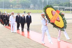 Leaders pay tribute to heroic martyrs 