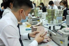 Central bank eyes debt trading business 
