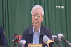 Party chief meets Hanoi’s voters