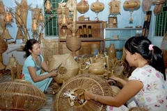 Dong Nai addresses difficulties for enterprises 