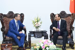 Prime Minister backs Hanoi railways project with France 