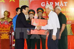 President praises museum of former revolutionary prisoners