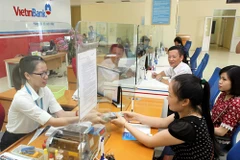 Short-term deposits hit 5.5 percent cap chasing long-term highs 
