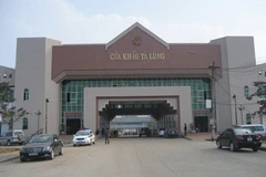 Cao Bang authorities meet investors to boost cross-border trade