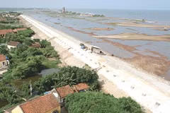 Experts warn coastal groundwater overused