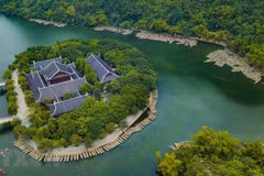 Beauty of Trang An Scenic Landscape complex