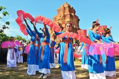 Cham ethnic people in Ninh Thuan celebrate Kate Festival