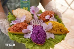 Colourful sticky rice (Photo: VNA)