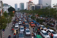 Hanoi suffers traffic jams ahead of Tet